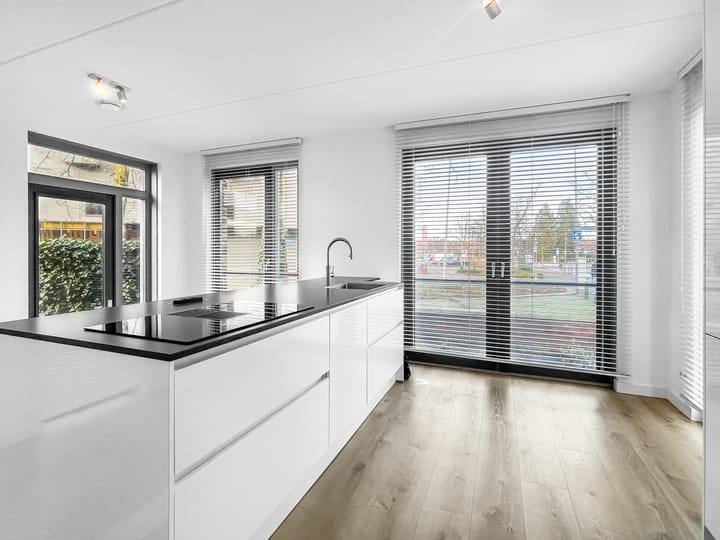 Photo 5 of Jan van der Heijdenstraat 38-A