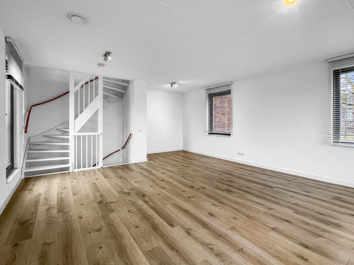 Photo 10 of Jan van der Heijdenstraat 38-A