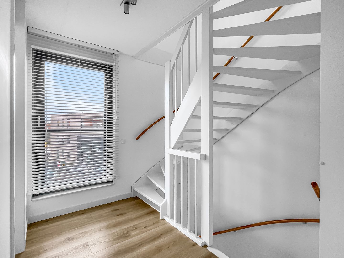 Photo 14 of Jan van der Heijdenstraat 38-A