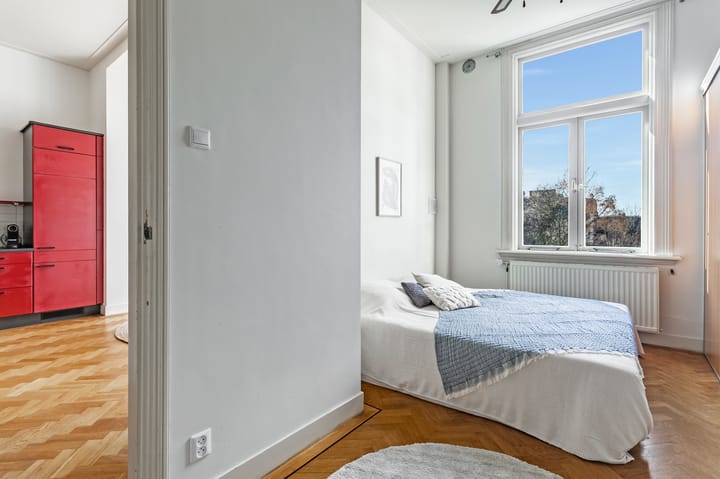 Foto 16 van Jacob Obrechtstraat 24-2