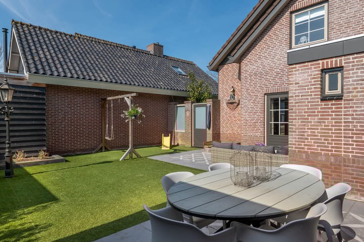 Foto 50 van Pastoor Cleerbesemlaan 28