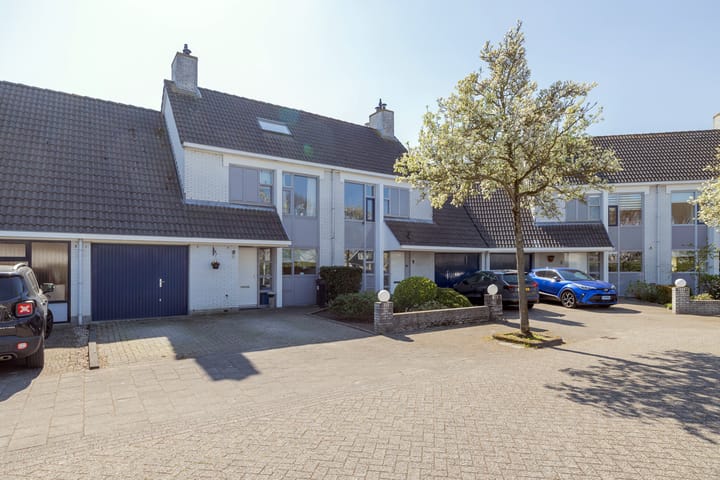 Foto 3 van Alphons Diepenbrockhof 11