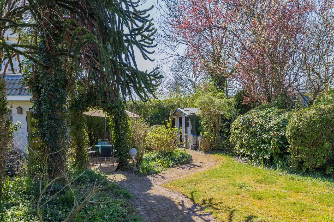 Photo 18 of Alphons Diepenbrockhof 11