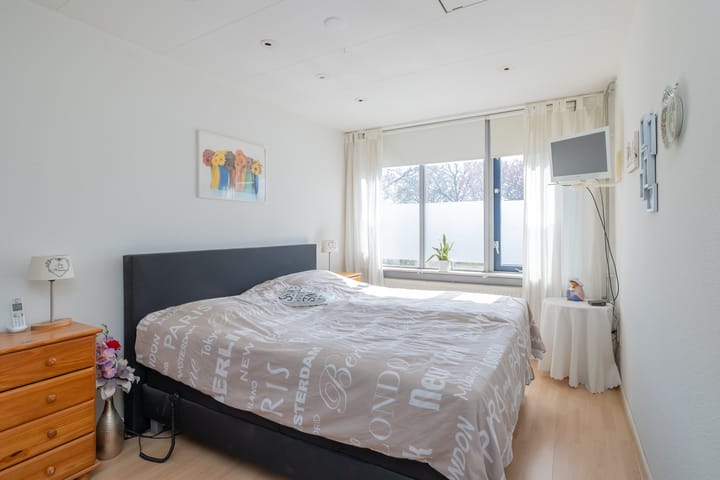 Foto 30 van Alphons Diepenbrockhof 11