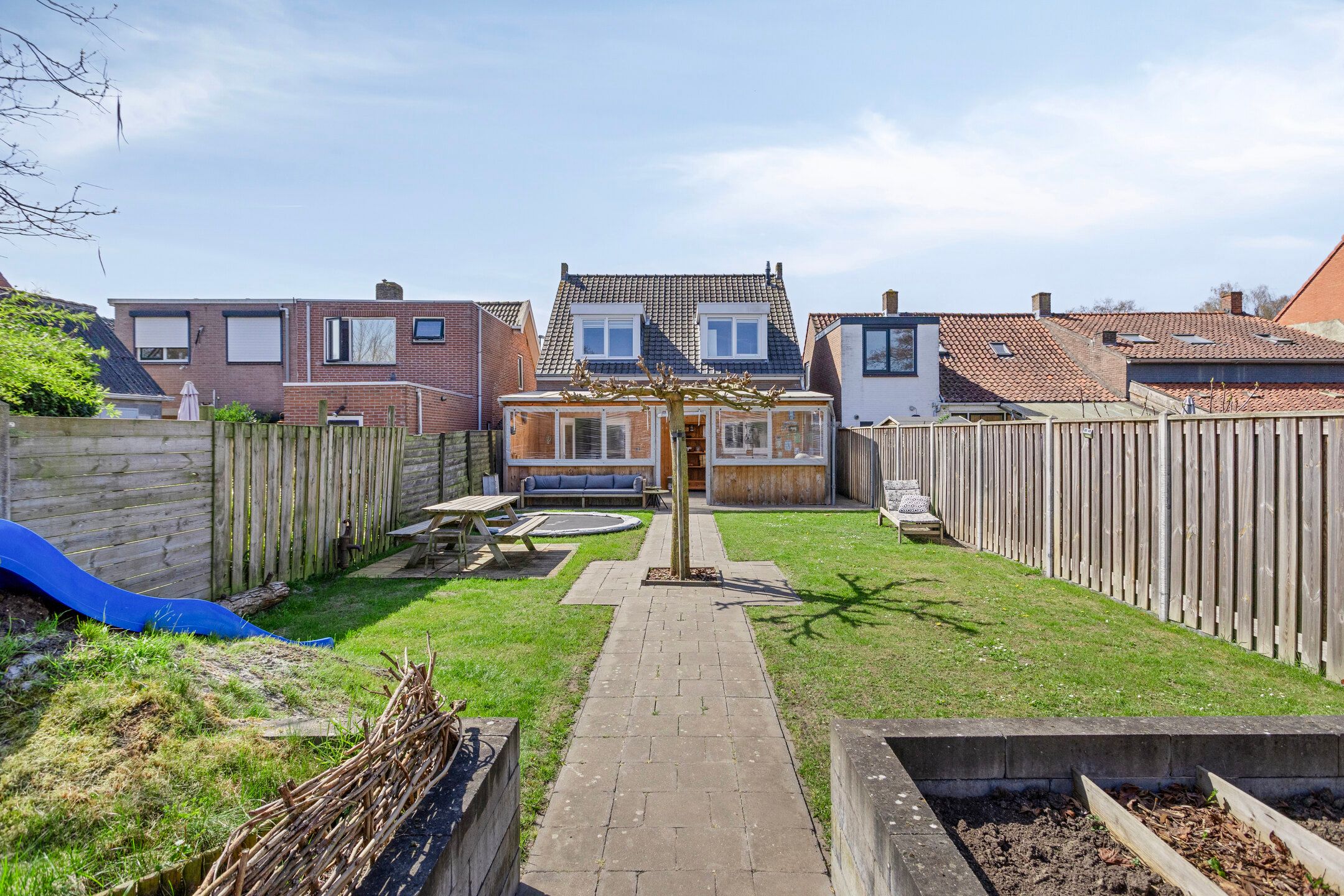 Photo 3 of Nazareth 17