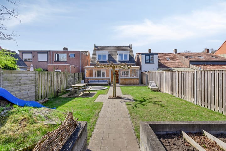 Foto 3 van Nazareth 17