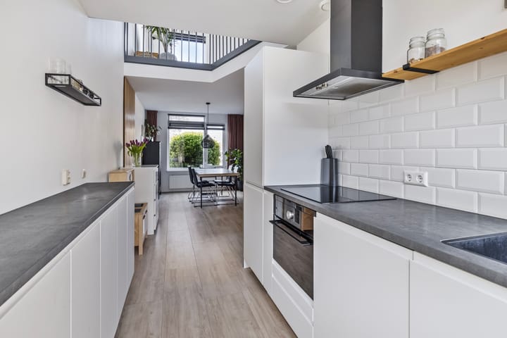 Foto 10 van Carry Pothuisstraat 4