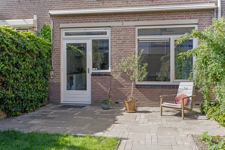 Foto 23 van Carry Pothuisstraat 4