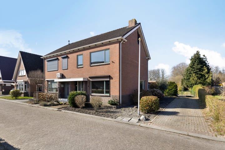 Foto 1 van Brugstraat 6