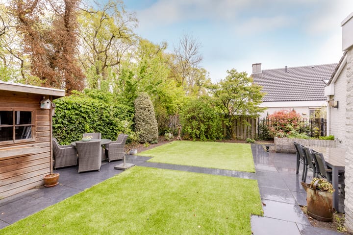 Foto 28 van Jachterf 18