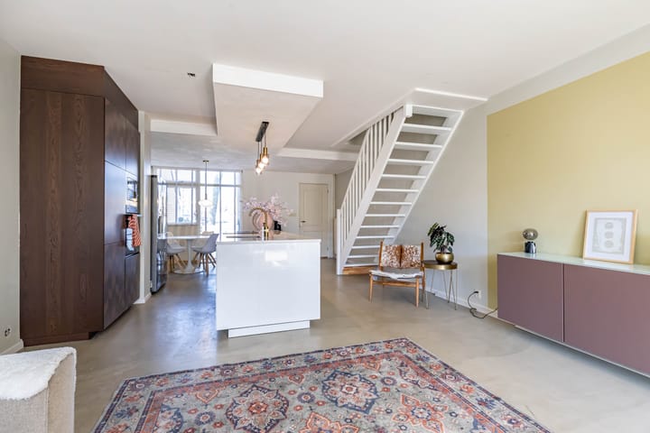 Foto 11 van Bernhardlaan 46