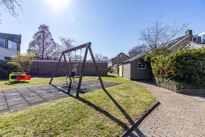 Foto 37 van Bernhardlaan 46