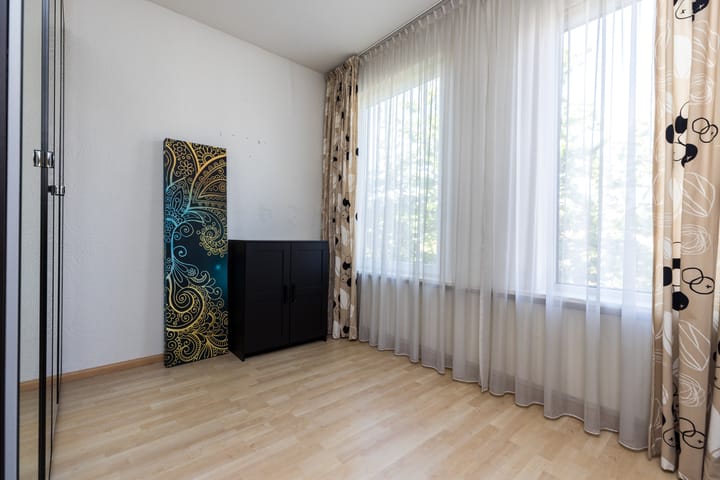 Photo 14 of Schaarsbergenstraat 80