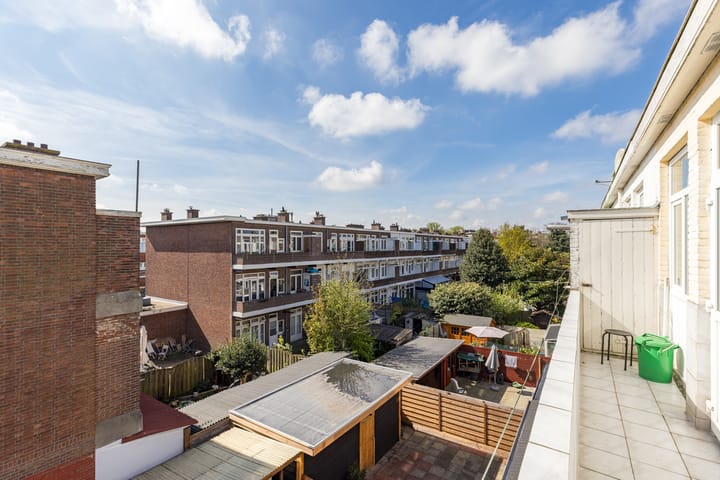 Photo 22 of Schaarsbergenstraat 80