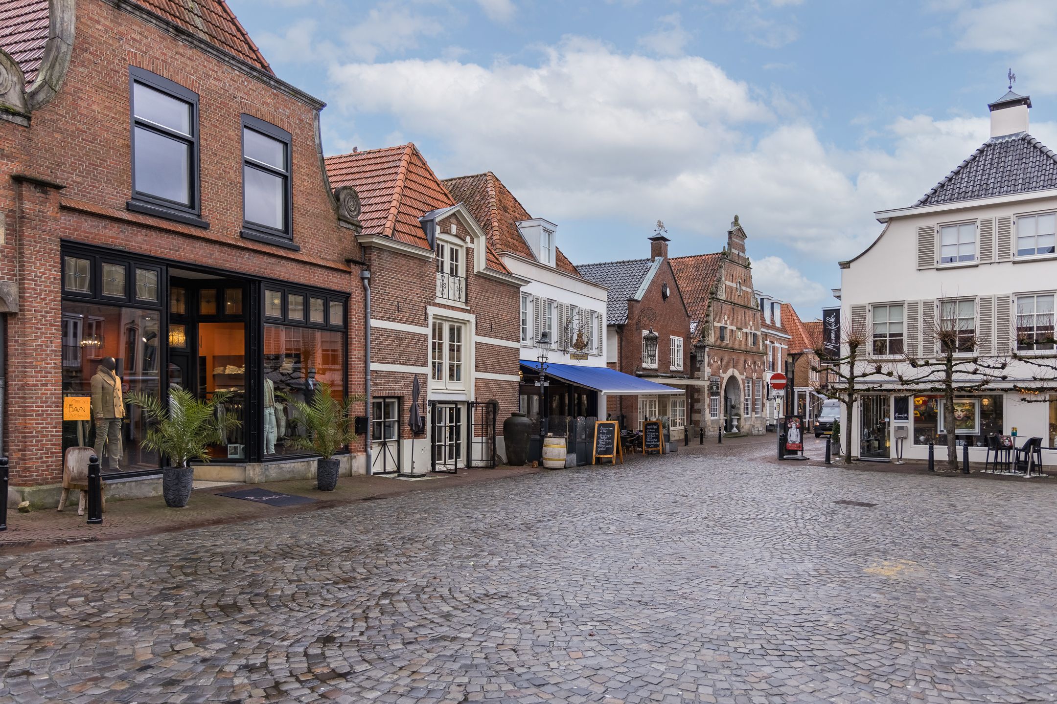 Foto 36 van Grotestraat 1