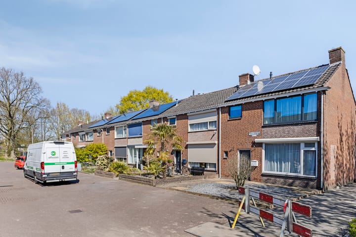 Foto 3 van Albardastraat 63