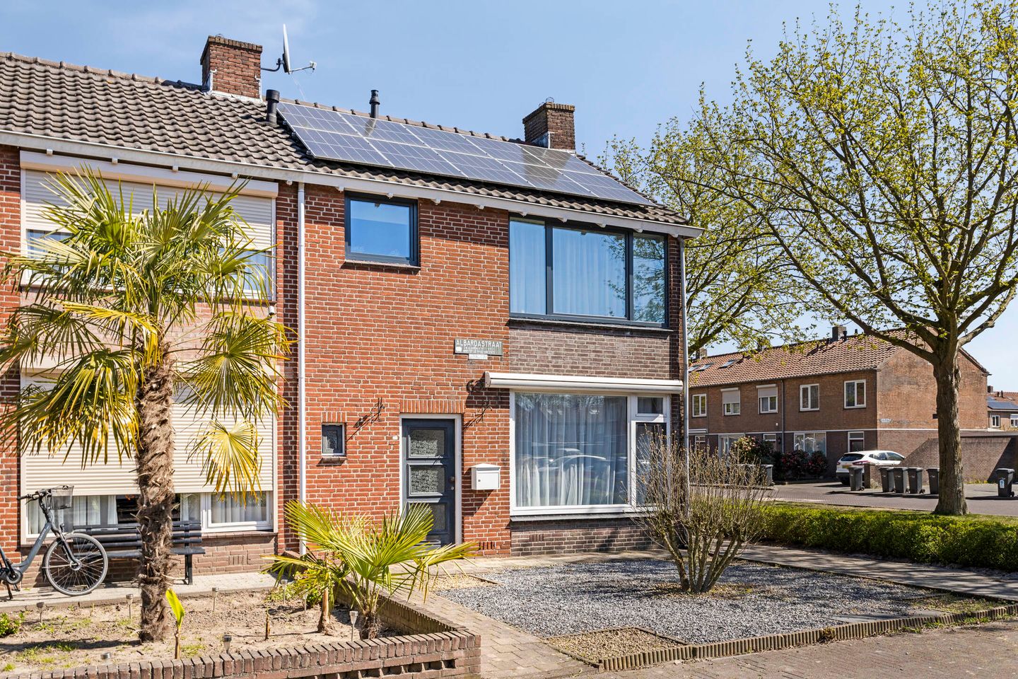 Photo 4 of Albardastraat 63