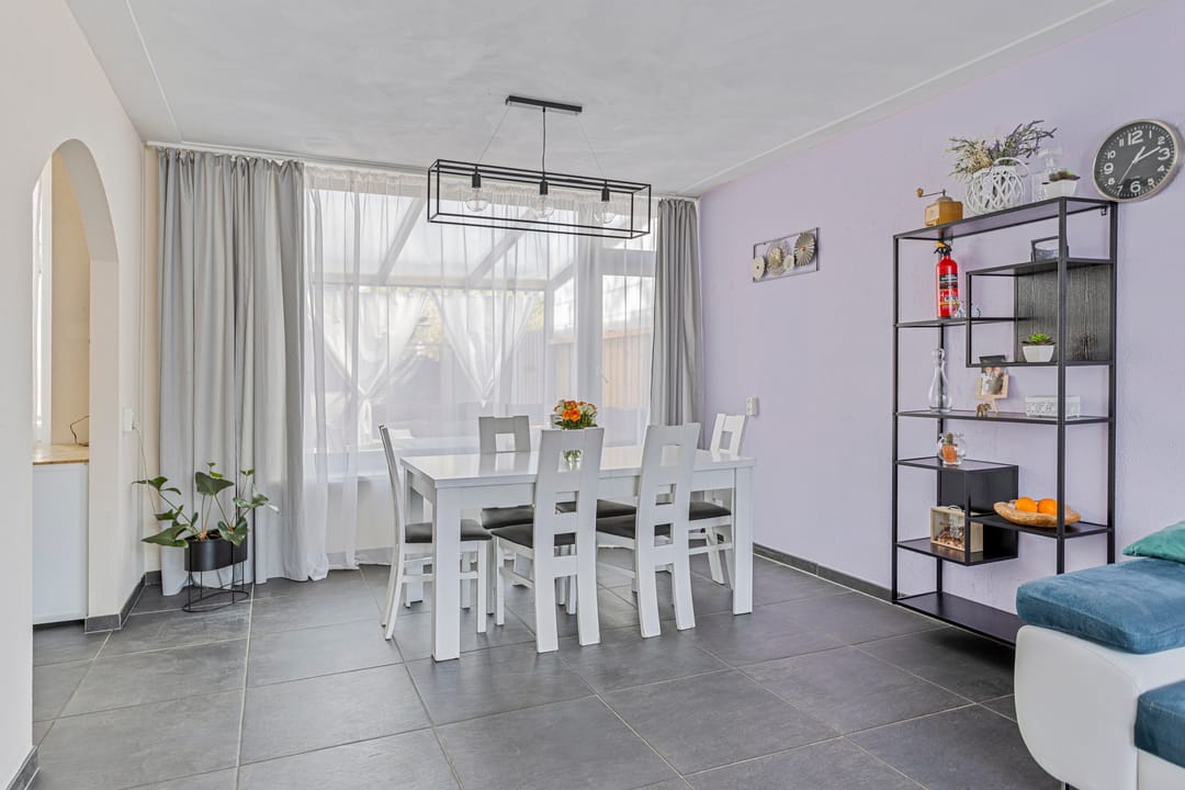 Photo 11 of Albardastraat 63