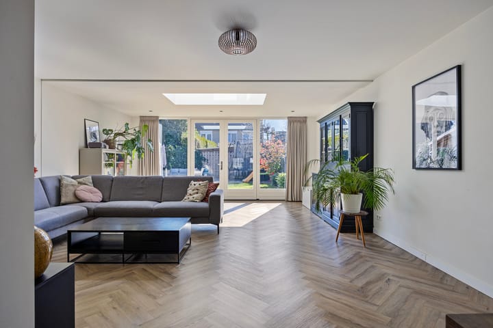 Foto 2 van Hindeloopenstraat 98