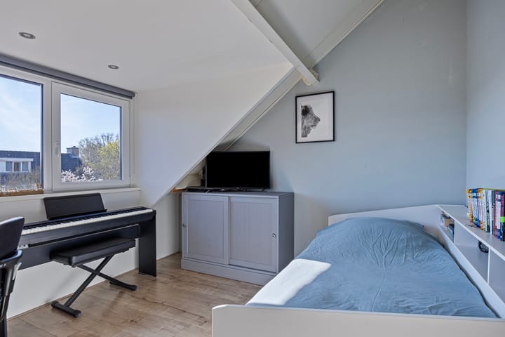 Foto 30 van Hindeloopenstraat 98