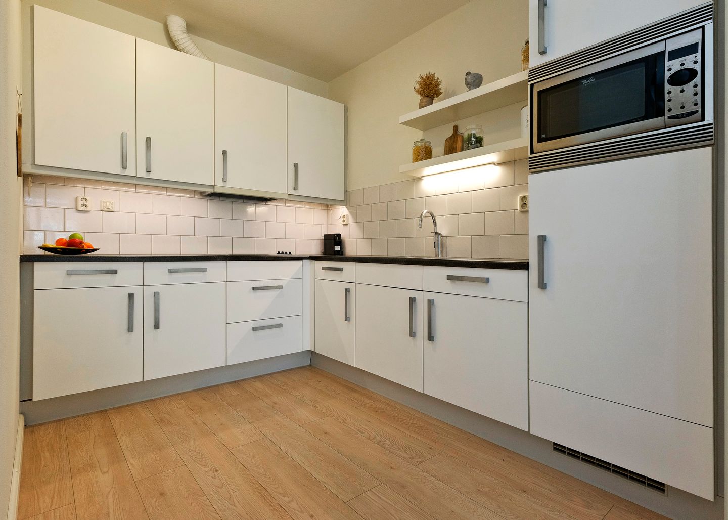 Photo 4 of Burgemeester De Nijsplein 15