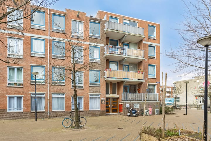 Foto 2 van Ambonstraat 42