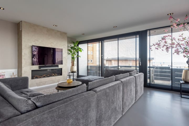 Foto 16 van van Galenstraat 11