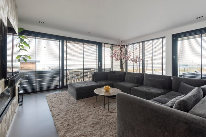 Foto 17 van van Galenstraat 11