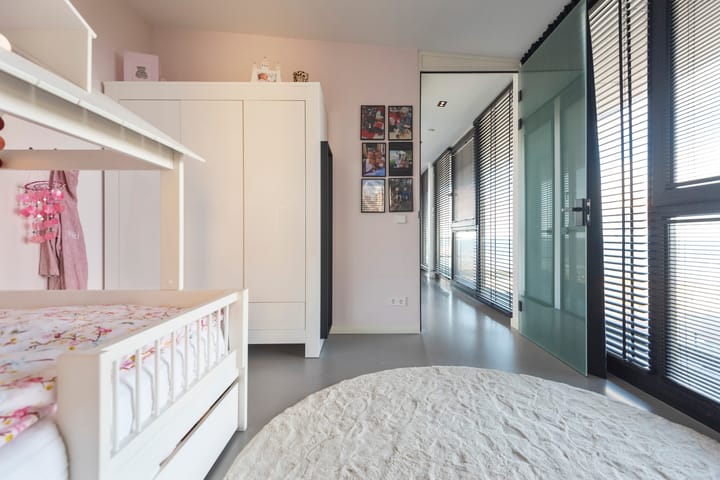 Photo 24 of van Galenstraat 11