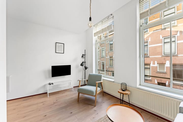 Foto 8 van Lambertusstraat 76-01