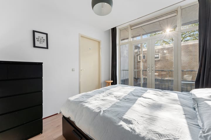 Foto 17 van Lambertusstraat 76-01