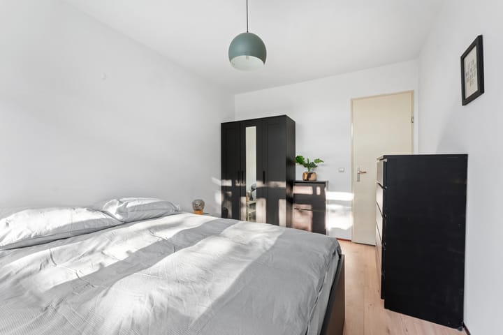 Foto 18 van Lambertusstraat 76-01