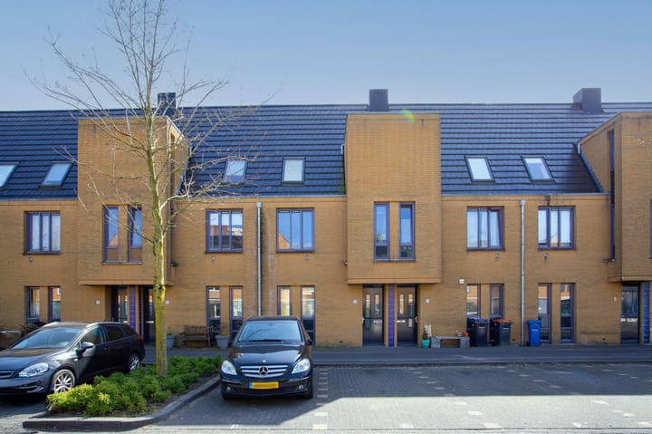 Photo 1 of Straat van Corsica 72