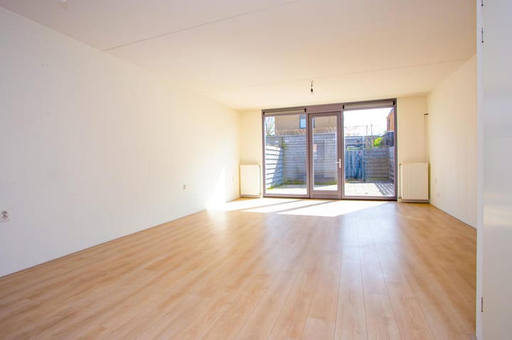 Photo 7 of Straat van Corsica 72