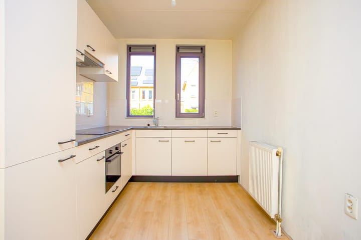 Photo 9 of Straat van Corsica 72