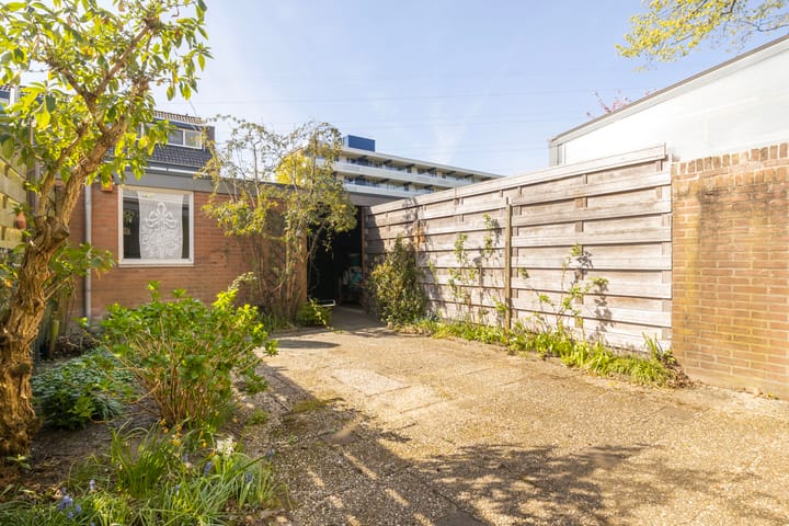 Foto 2 van Wildforster 30