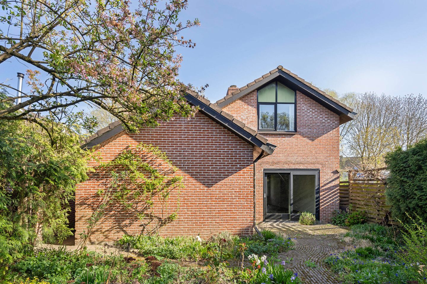 Foto 25 van Stokebrand 357