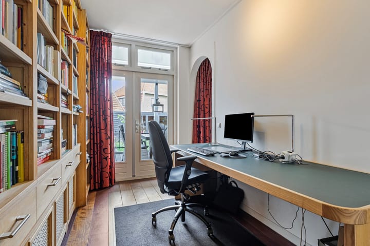 Foto 10 van Burgemeester Hoogklimmerstraat 32