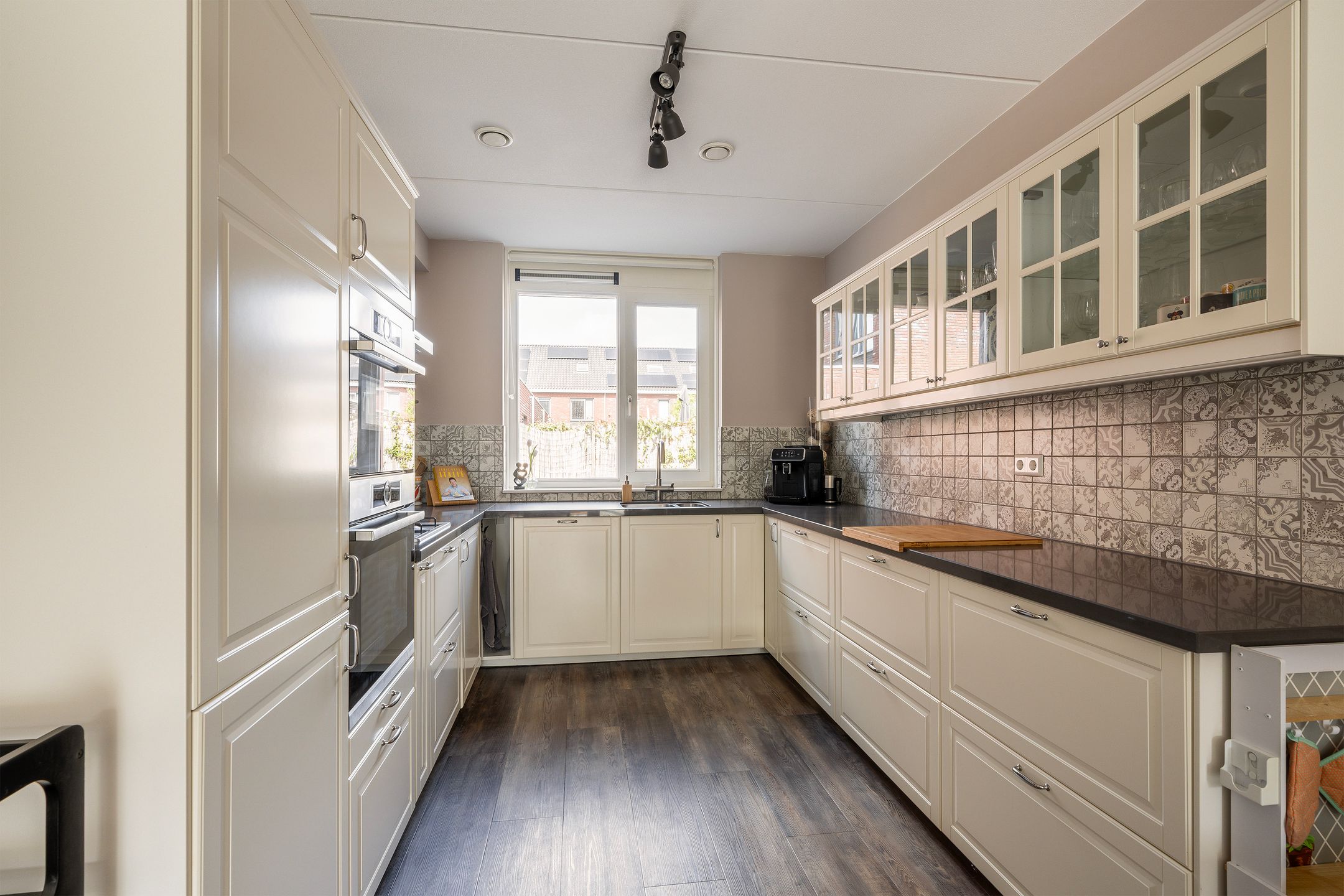 Photo 9 of Johannes Nederveenstraat 11