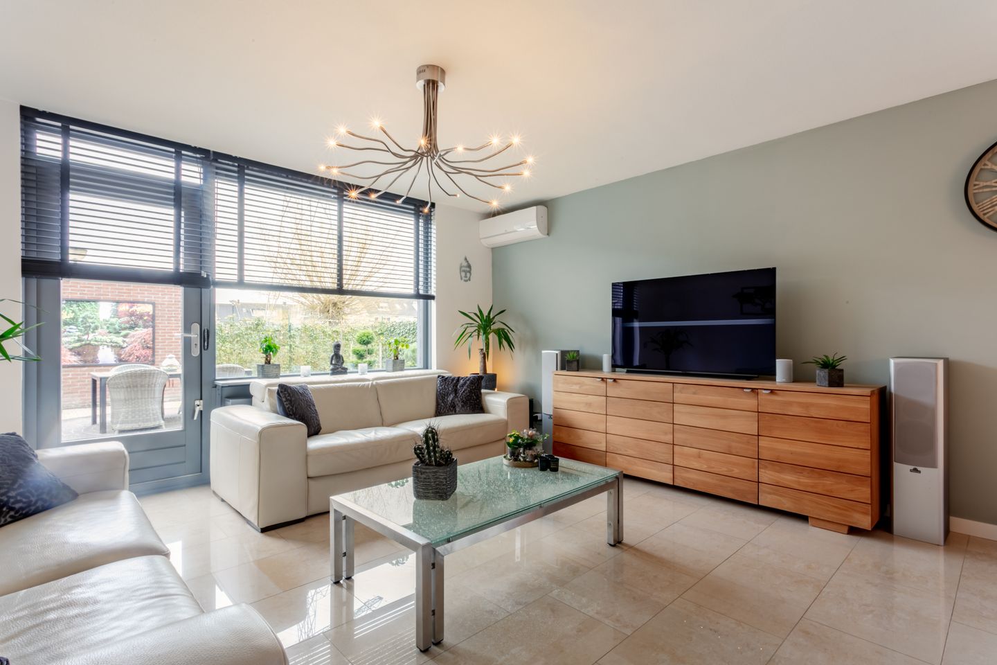 Foto 14 van Harriet Beecher-Stowestraat 2