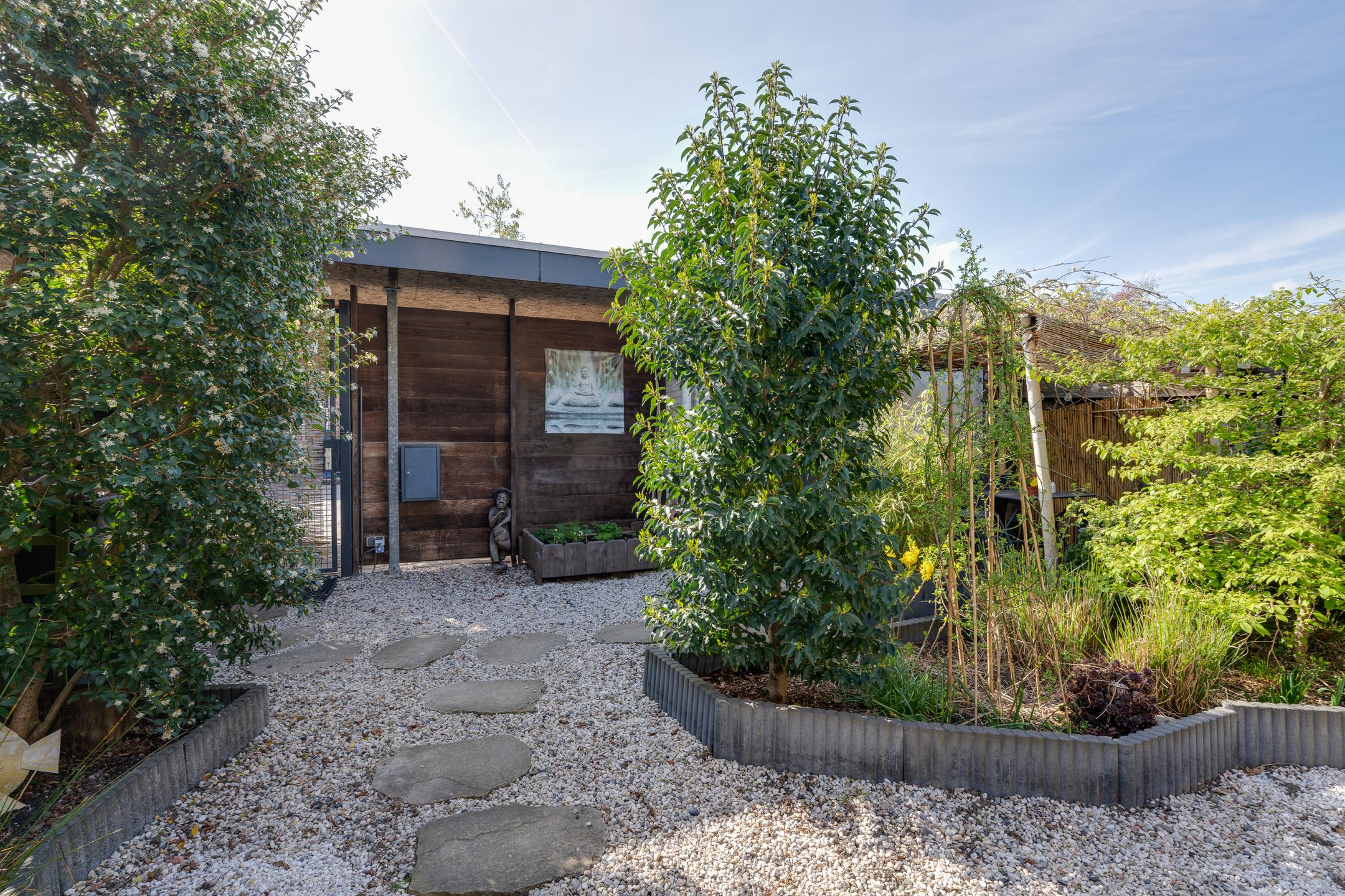 Photo 21 of Madura 30