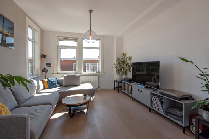 Foto 11 van van Sevenbergestraat 37