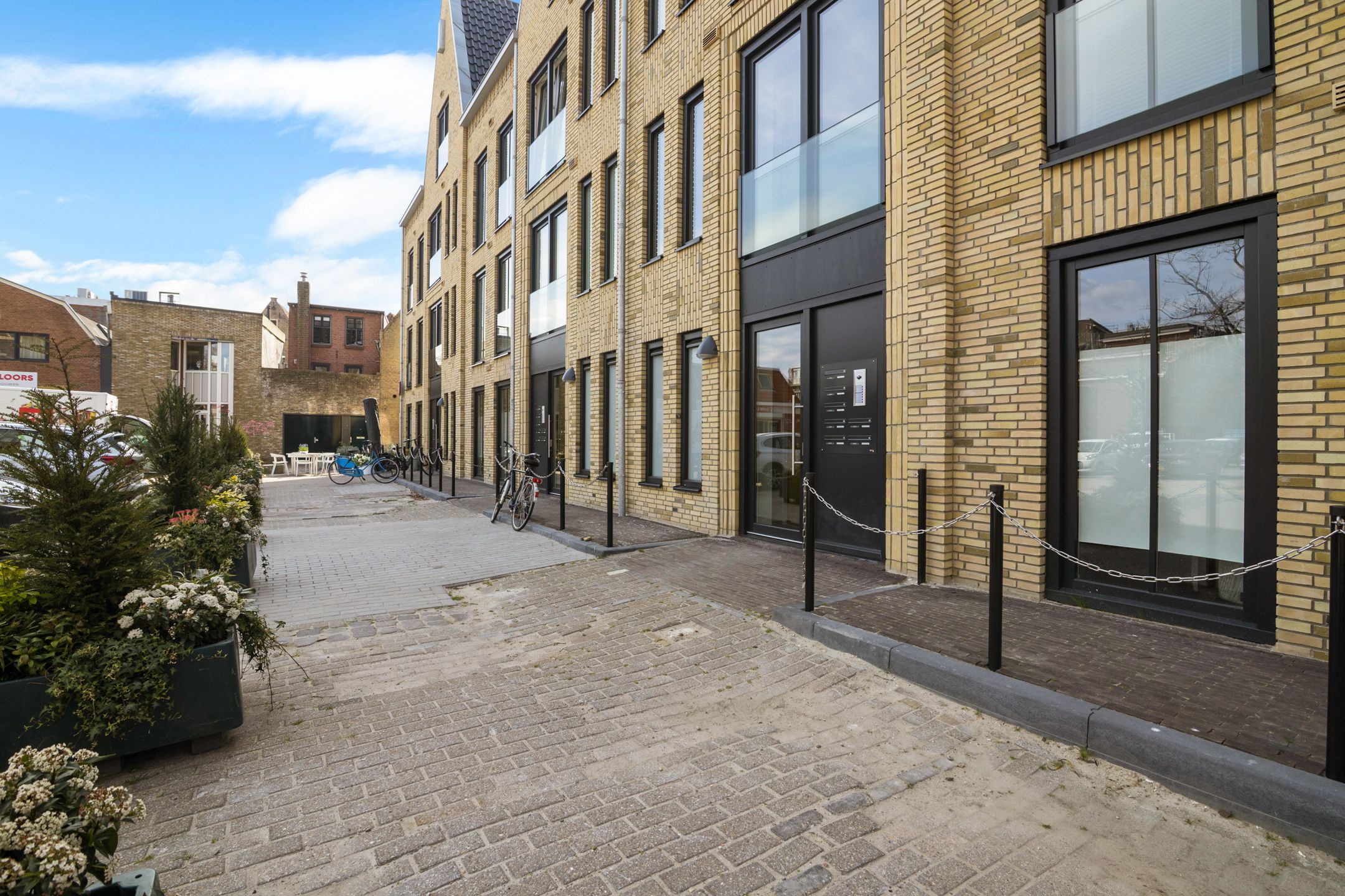 Photo 27 of Amelandsstraat 43