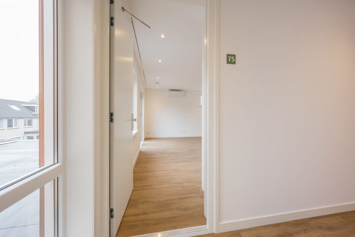 Foto 9 van Walter van Amersfoortstraat 75