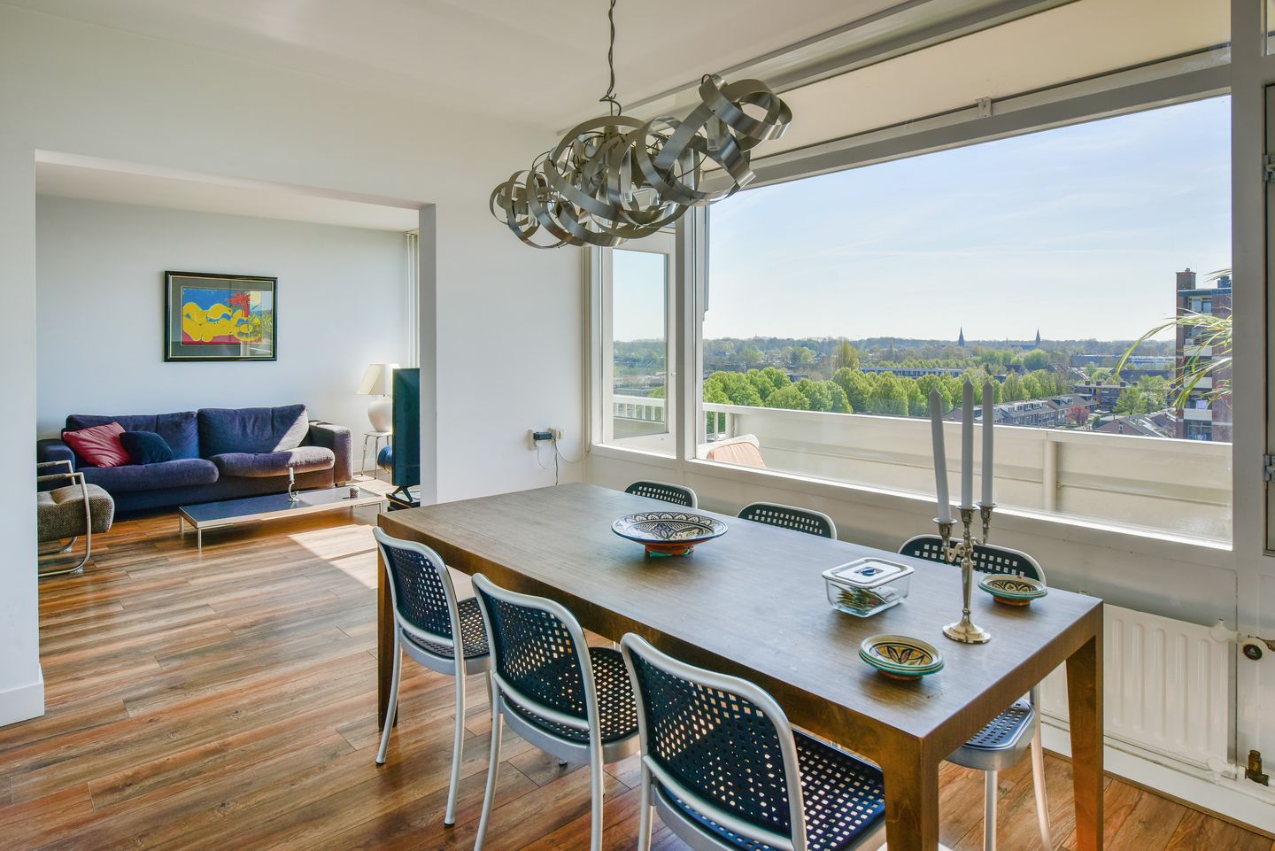 Foto 10 van Titus Brandsmastraat 101