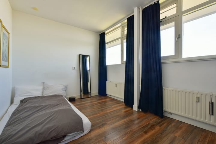 Photo 14 of Titus Brandsmastraat 101