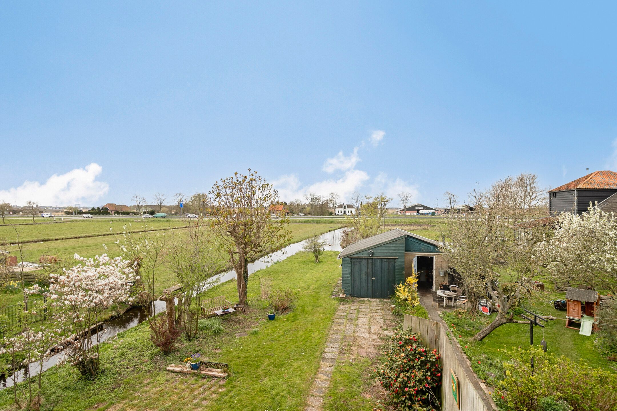 Foto 27 van Dorpsstraat 24