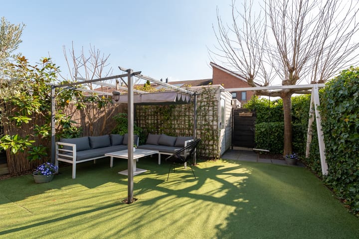 Foto 18 van Mineraalwater 12