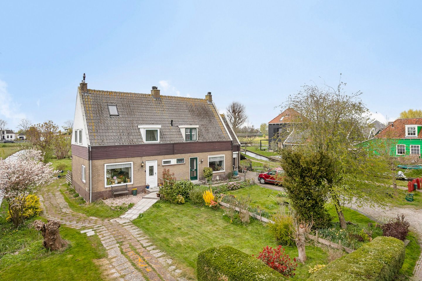 Foto 1 van Dorpsstraat 24