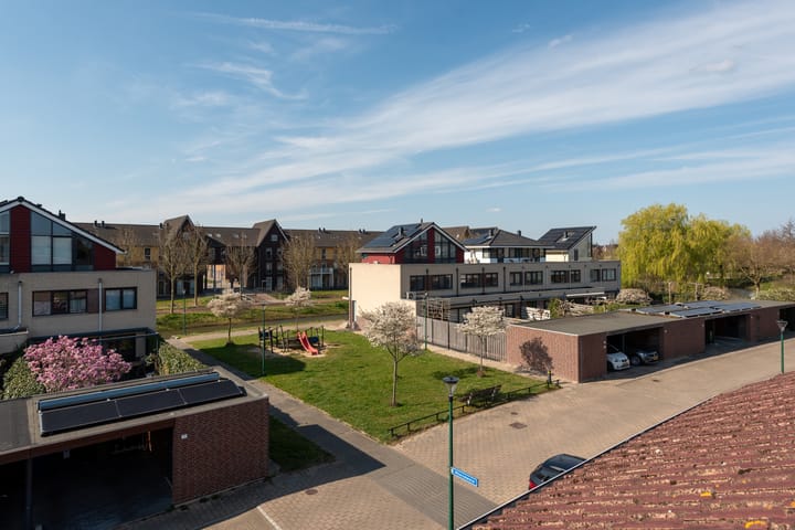 Foto 39 van Mineraalwater 12